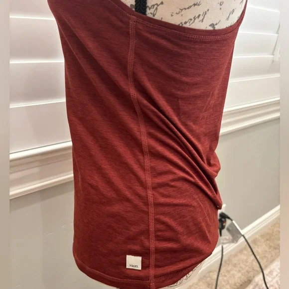 Vuori Women's Brick Red Tank Top - Picture 3 of 4